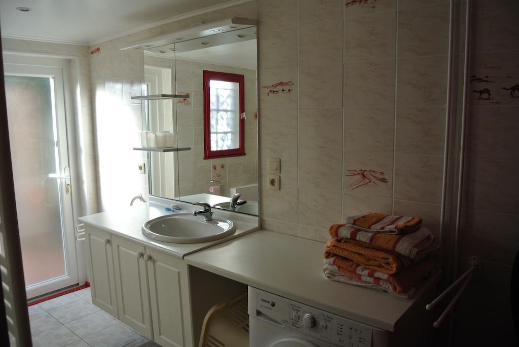 Ferienwohnung En Avignon 30133 Les Angles Les Angles  Zimmer foto