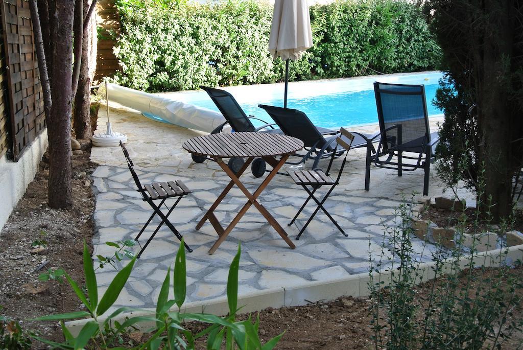 Ferienwohnung En Avignon 30133 Les Angles Les Angles  Zimmer foto